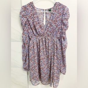 Elegant Wild Fable blouse size S women’s. Like new and perfect for spring!